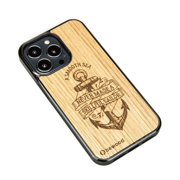 Träskal till iPhone 13 Pro ANCHOR OAK