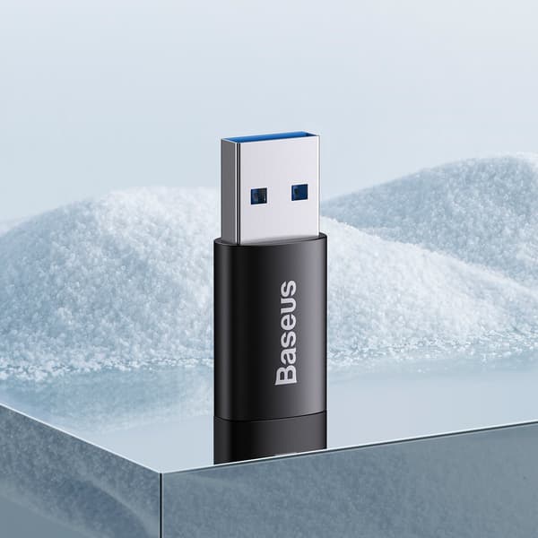 Ingenuity-sarjan USB 3.1 OTG - USB-C -sovitin - musta