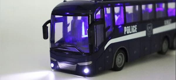 Fjernstyret politibus QH866-4