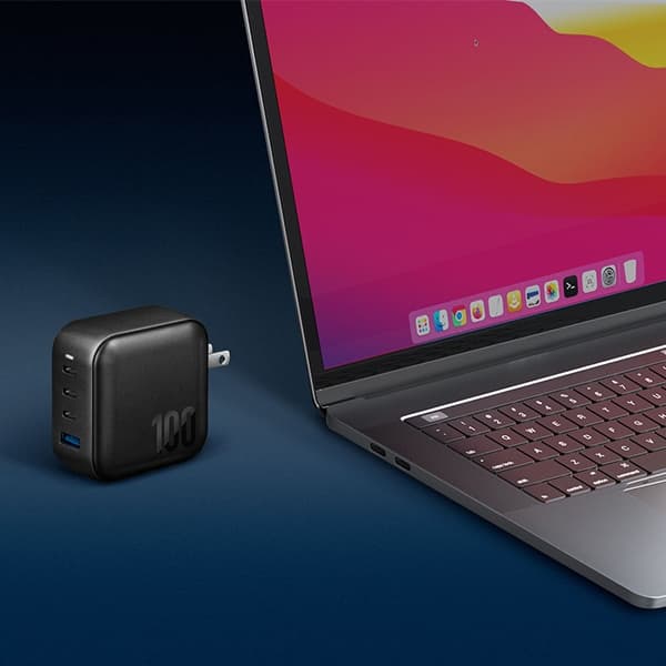 ENERGEA strømforsyning 1xUSB+3xUSB-CPD-PPS-QC 3.0 100W 3C1A sort/sort US+EU Travelite GAN100