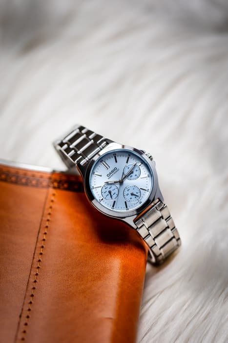 Dameur CASIO LTP-V300D-2AUDF (zd566f) + Boks
