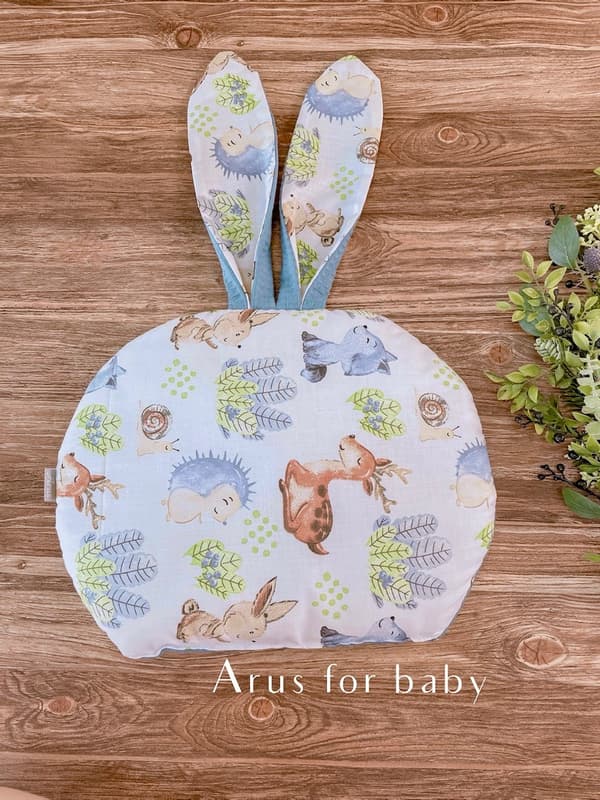 Dubbelsidig våffelkudde BUNNY (blå + igelkott och rådjur)
