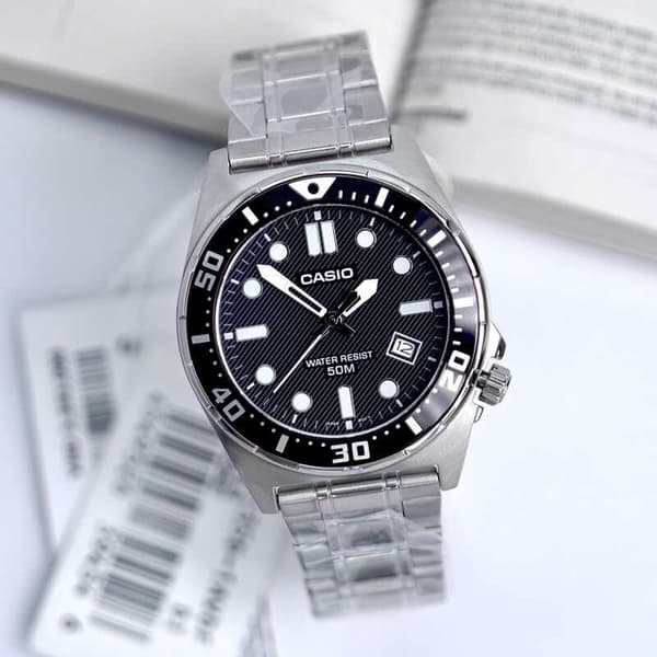 Herreur Casio MTD-135D-1A med æske