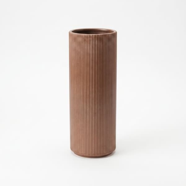 Dekorativ cylindrisk brun vas för blommor, klassisk form, elegant