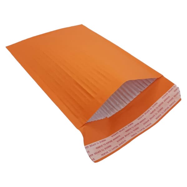 Kuvert 215x150mm orange wellpapp 10 st