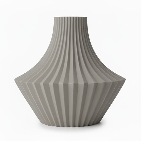 Dekorativ vas i form av veck, grå, för blommor, elegant design