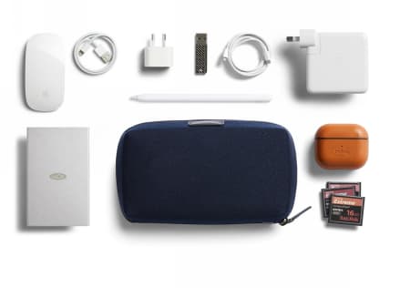 Bellroy Tech Kit - Mobiltilbehørsorganisator (Marineblå)