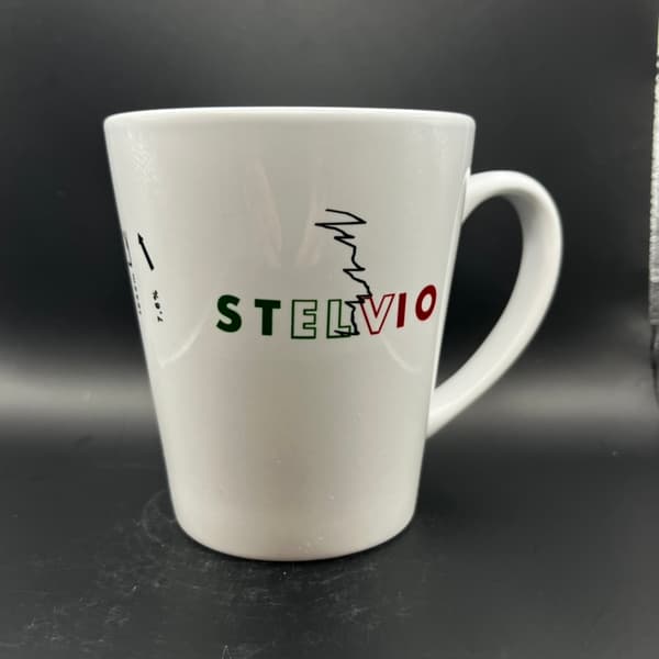 Passo dello Stelvio Cyclist Latte-krus - den perfekte gave til en cyklist