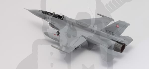 MCRZD116 Starter F-16CJ-52+ Hawk