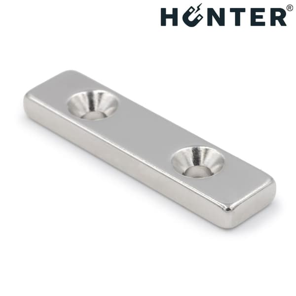 NEODYMIUM PLADE MAGNET MED HULLER til skruer 40x10x4mm rektangulær HUNTER