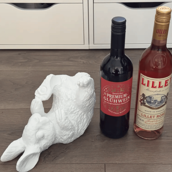 Viiniteline kani valkoinen pulloteline 3D-pöytäkoriste