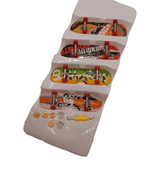 Mini-skateboard med greppbräda, set med 4 st, MOMSIV