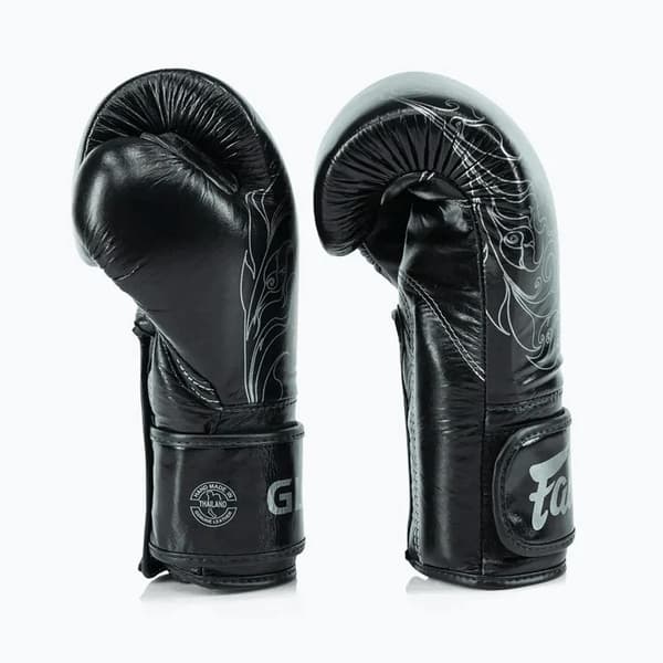 Fairtex Glory Kickboxing Konkurrence Træningsboksehandsker Sort/Sølv 16OZ