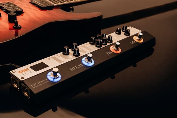 Joyo Tone-Chain 2 - multieffektpedal för gitarr
