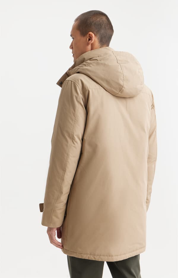Parka luonnontäytteellä 48