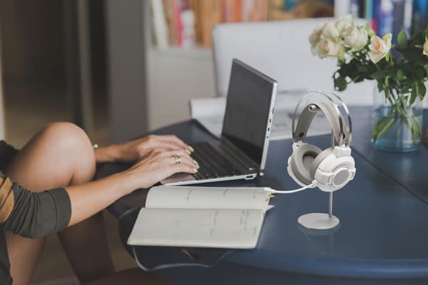 MOZOS HS-ALU Stativ til Over-Ear Hovedtelefoner