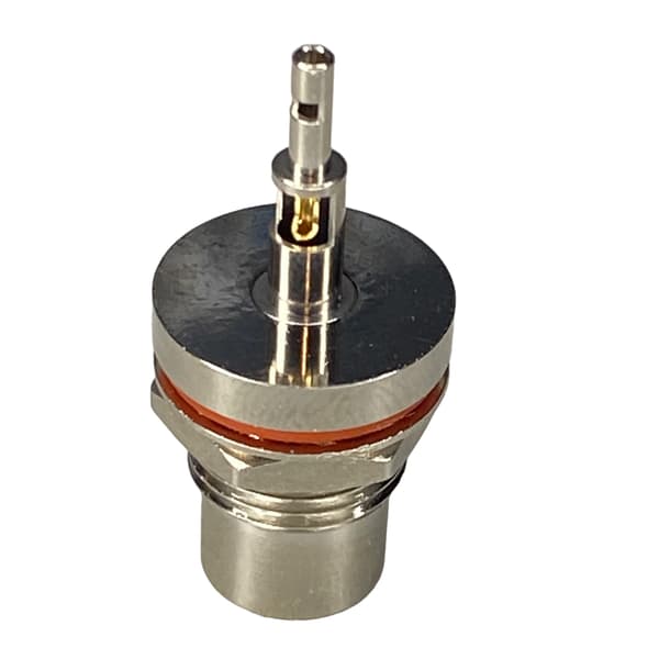 FME-pistokeliitin RF1.13-kaapelille