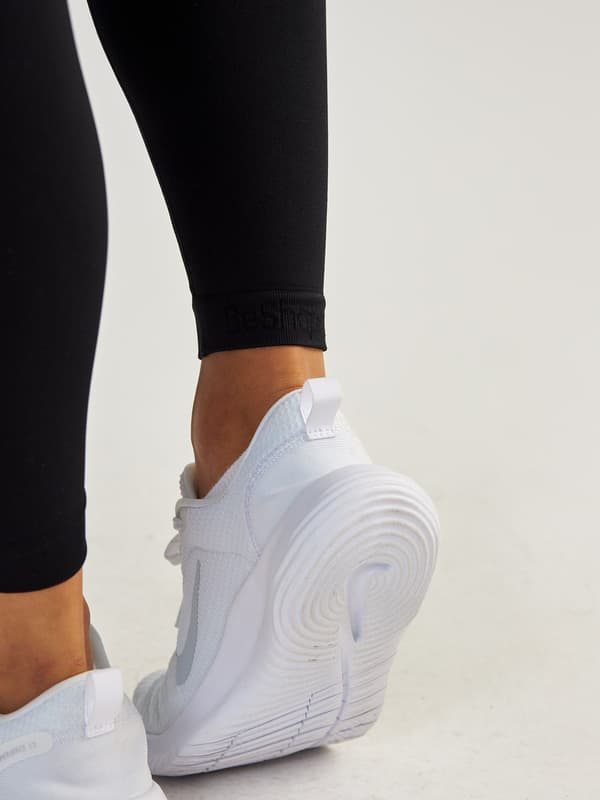 Svarta Shaping Leggings - Shape Up XS