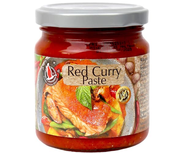 Röd currypasta 195g Flying Goose