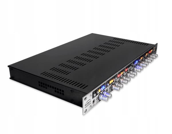 Audient ASP800 adat-mikrofonin esivahvistin