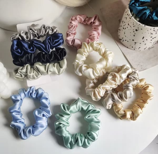 Silkkiset hiuslenkit mulperinpunainen 6A 2 kpl setti S, M premium