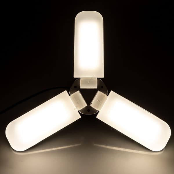 Trearmet LED-pære 4000K 60W
