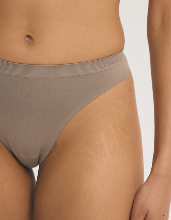 PRECIOUS 2-pack Esotiq stringtrosor | beige, ljusbrun L