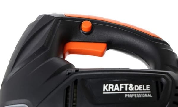 700 W pistosaha KD1675