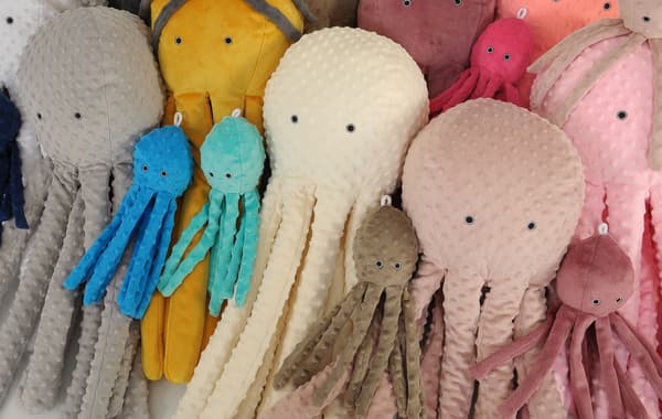 Suuri pehmolelu Octopus XXL - kermanvärinen