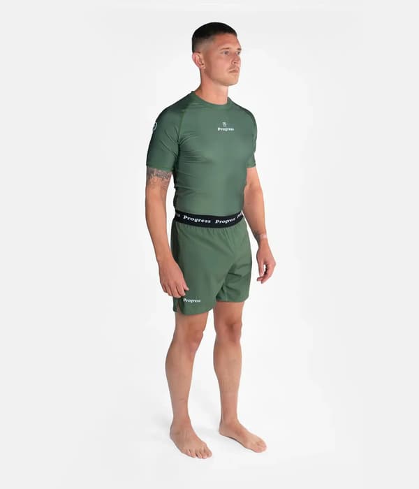 Progress Academy Khaki -shortsit L