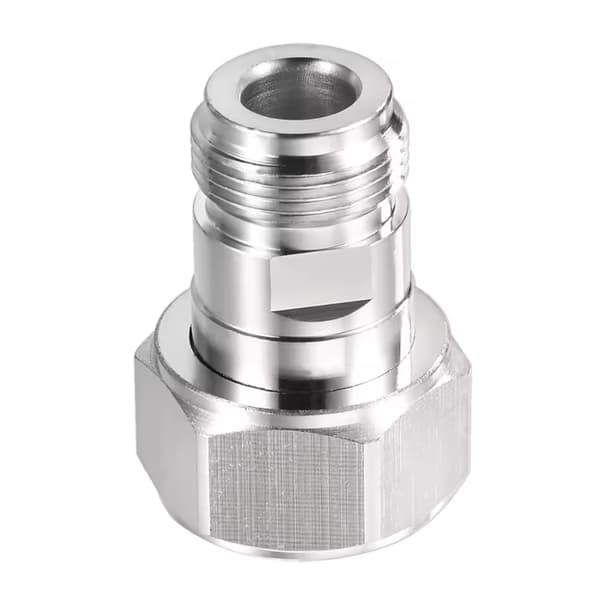 Adapter 4.3-10 DIN stik / N stikdåse