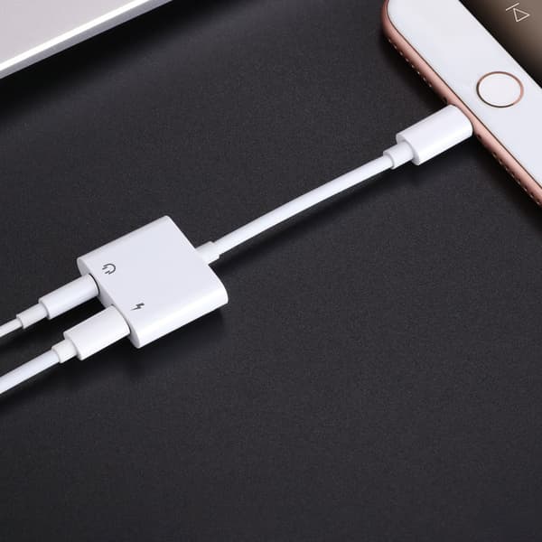 iPhone Lightning - 2x Lightning hovedtelefonsplitteradapter hvid