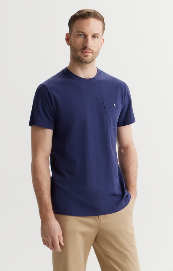 Ensfarvet T-shirt L