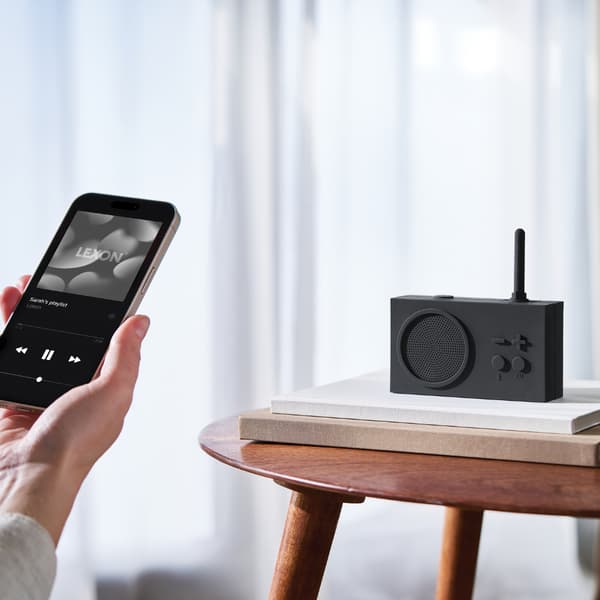 Lexon Tykho 3 Bluetooth-radio mörkgrå