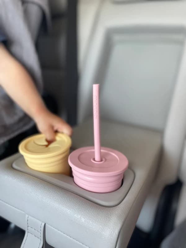 Silikoniset pillit lapsille puhdistusharjalla, 3 kpl, pinkki