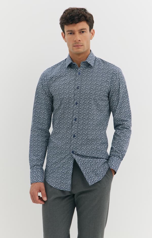 Blommig skjorta 176-182/40