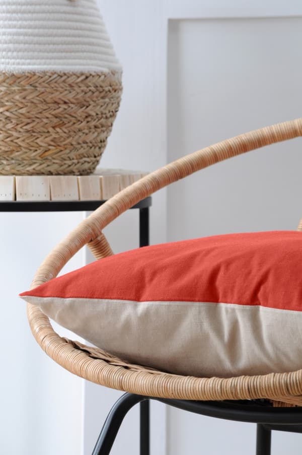 DUO pude 50x50 mursten lys beige