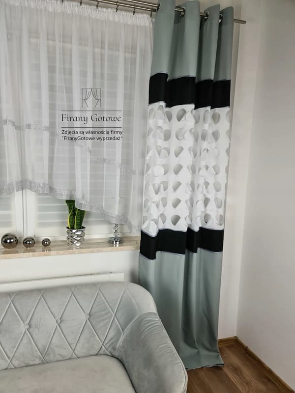 Verho strasseilla 400/150cm