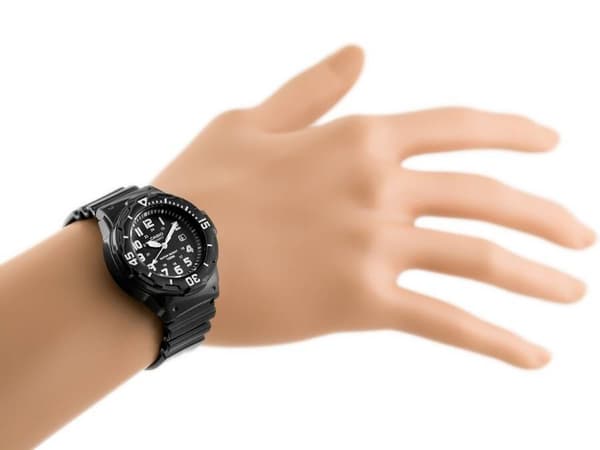 Damklocka Casio LRW-200H 1BV (zd557b) + Låda