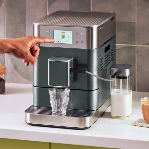 KitchenAid KF7 Automatisk Kaffemaskine KitchenAid Farve: Enebær