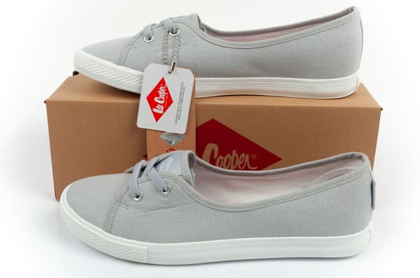 Lee Cooper Canvas Silver [LCW-25-02-3316L] y.38