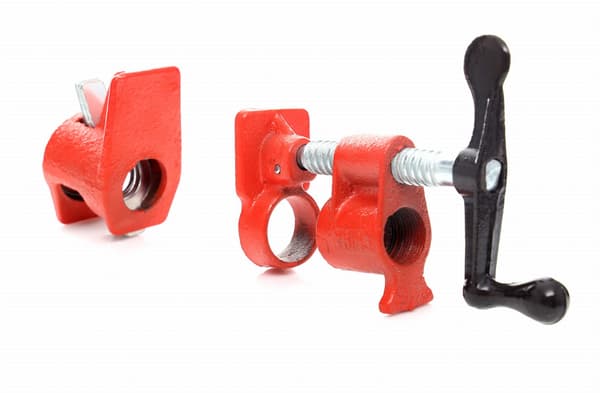 3/4" putkenkiinnike KD10187