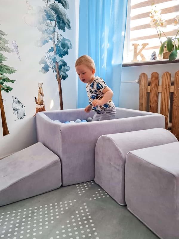 Tør pool 90x30cm fløjlsblød lysegrå uden bolde