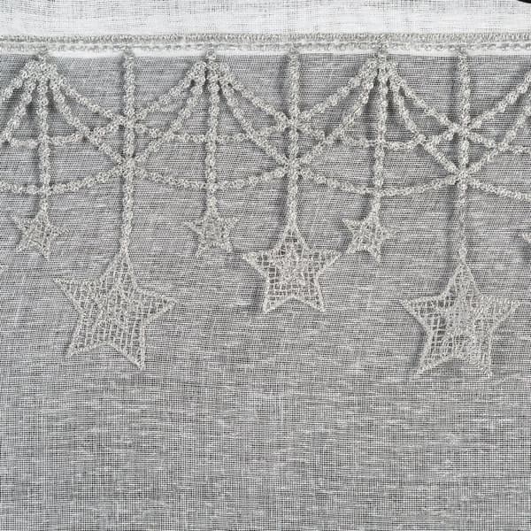 Julgardin 140x250 cm vit med silverstjärnor