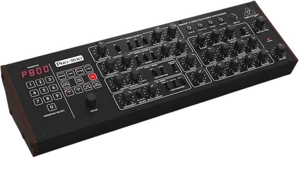 Behringer PRO-800 Synthesizer (0718-ABF86-EU1)