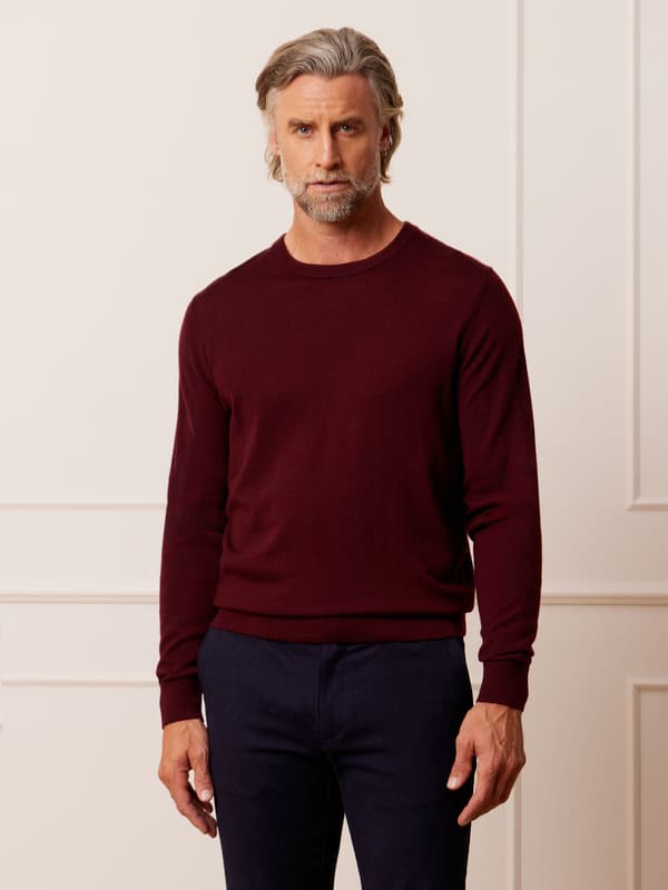 BURGUNDY SWEATER LAUREL M