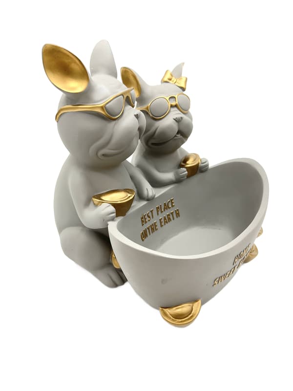 Et par grå bulldogs, Misa