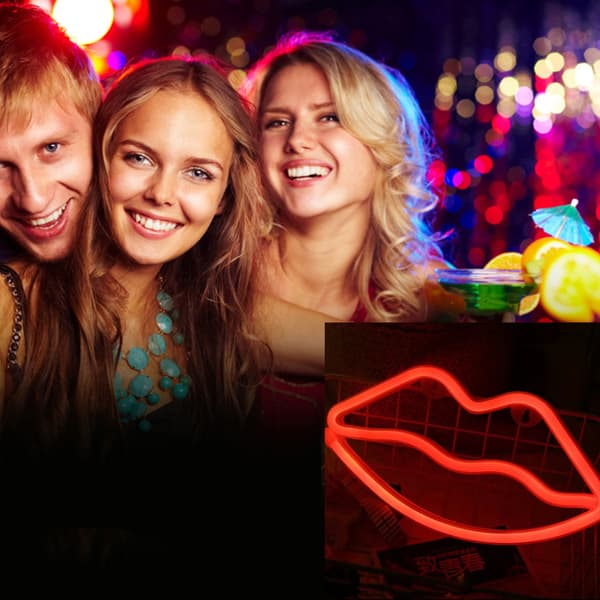 Heckermann LED neon riippuvalaisin LIPS