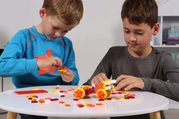 Mini rørformede byggeklodser - Brandbil (200 dele)