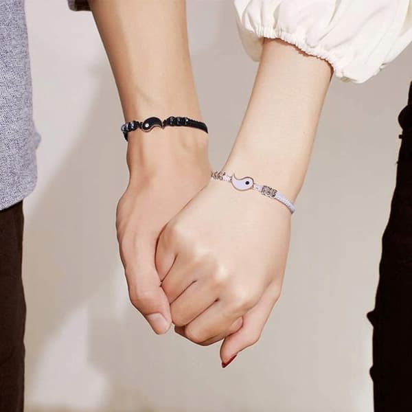 Set med två ARMBAND för YIN & YANG-vänner